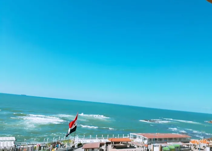Royal Crown Hotel عائلات فقط